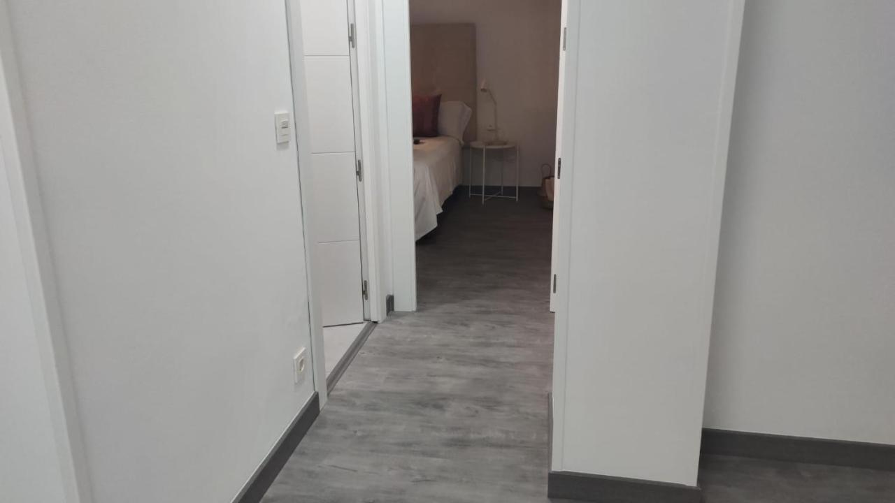 Casa Gascona Con Parking, Wifi Y Netflix Gratis!! By Delabra Apartments オビエド エクステリア 写真