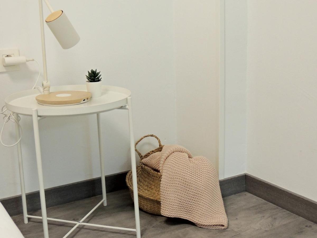 Casa Gascona Con Parking, Wifi Y Netflix Gratis!! By Delabra Apartments オビエド エクステリア 写真