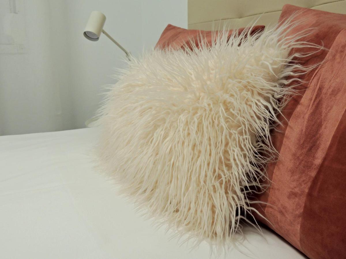 Casa Gascona Con Parking, Wifi Y Netflix Gratis!! By Delabra Apartments オビエド エクステリア 写真